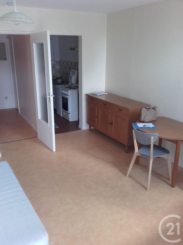 Appartement Studio à louer - 1 pièce - 36.24 m2 - FONTAINEBLEAU - 77 - ILE-DE-FRANCE - Century 21 Agence Babut