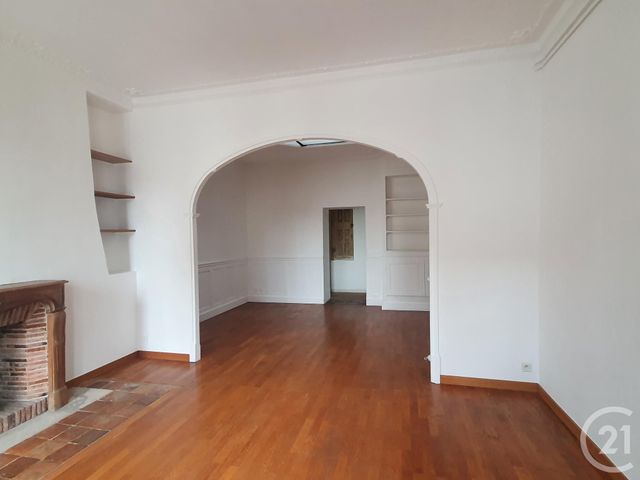Appartement F5 à louer - 5 pièces - 99.13 m2 - FONTAINEBLEAU - 77 - ILE-DE-FRANCE - Century 21 Agence Babut