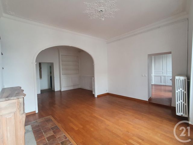 Appartement F5 à louer - 5 pièces - 99.13 m2 - FONTAINEBLEAU - 77 - ILE-DE-FRANCE - Century 21 Agence Babut