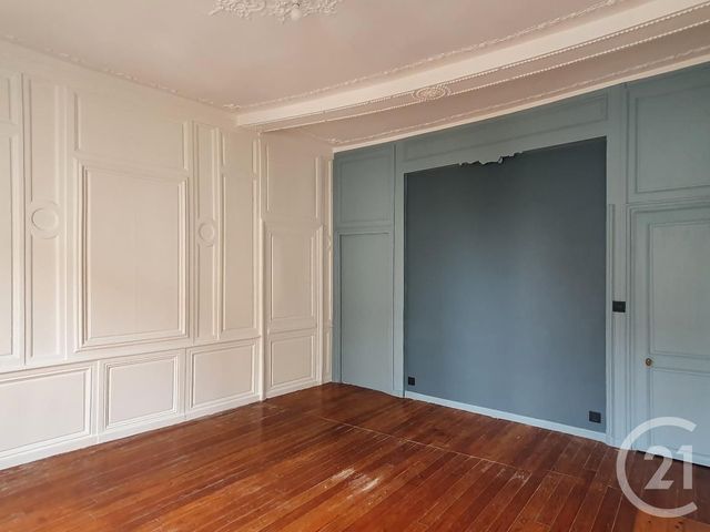 Appartement F5 à louer - 5 pièces - 99.13 m2 - FONTAINEBLEAU - 77 - ILE-DE-FRANCE - Century 21 Agence Babut