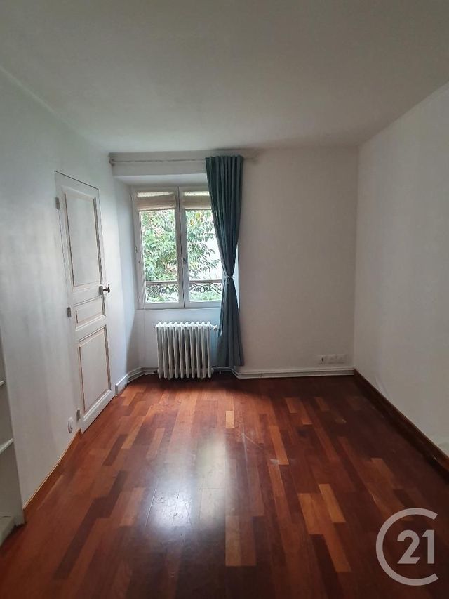 Appartement F5 à louer - 5 pièces - 99.13 m2 - FONTAINEBLEAU - 77 - ILE-DE-FRANCE - Century 21 Agence Babut