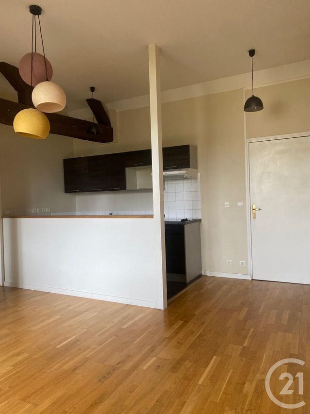 Appartement 2 pièces à louer - 2 pièces - 38.78 m2 - FONTAINEBLEAU - 77 - ILE-DE-FRANCE - Century 21 Agence Babut