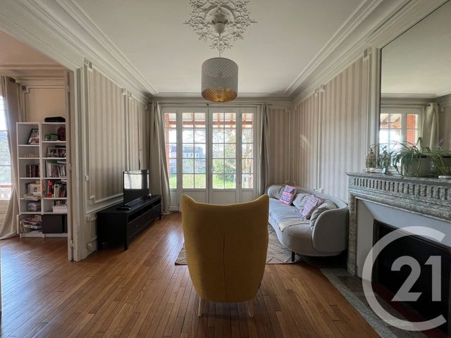 maison à louer - 6 pièces - 154.13 m2 - FONTAINEBLEAU - 77 - ILE-DE-FRANCE - Century 21 Agence Babut