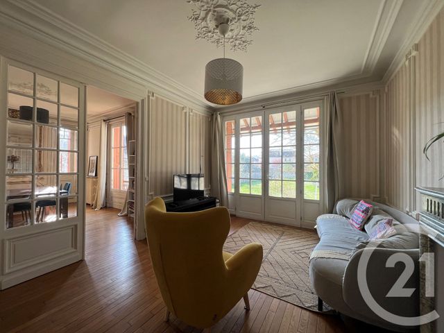 maison à louer - 6 pièces - 154.13 m2 - FONTAINEBLEAU - 77 - ILE-DE-FRANCE - Century 21 Agence Babut