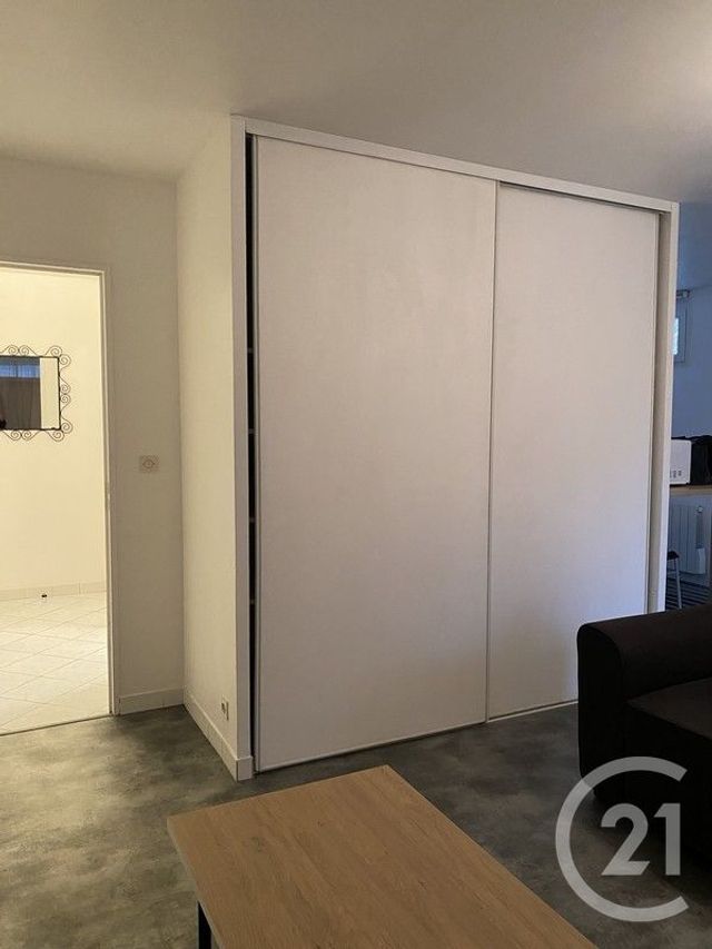 Appartement Studio à louer - 1 pièce - 36.92 m2 - AVON - 77 - ILE-DE-FRANCE - Century 21 Agence Babut
