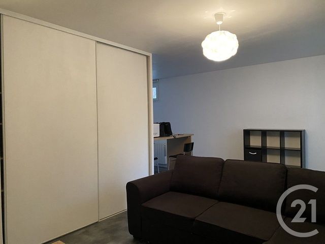 Appartement Studio à louer - 1 pièce - 36.92 m2 - AVON - 77 - ILE-DE-FRANCE - Century 21 Agence Babut