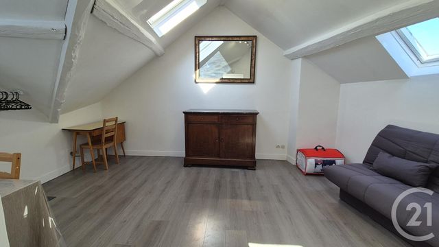 Appartement T1 à louer - 1 pièce - 19.26 m2 - FONTAINEBLEAU - 77 - ILE-DE-FRANCE - Century 21 Agence Babut