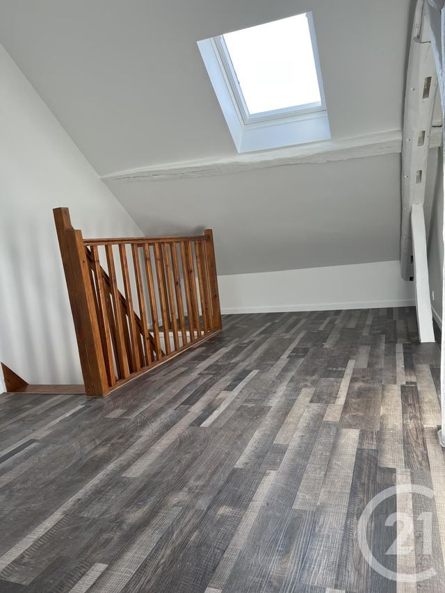 Appartement 2 pièces à louer - 2 pièces - 32.58 m2 - AVON - 77 - ILE-DE-FRANCE - Century 21 Agence Babut