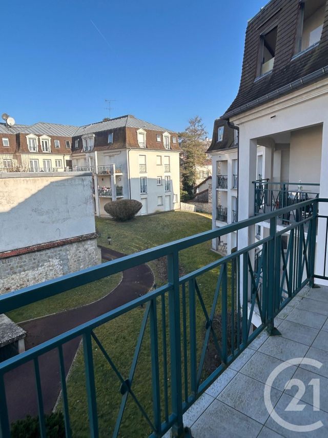 Appartement 3 pièces à louer - 3 pièces - 66.89 m2 - AVON - 77 - ILE-DE-FRANCE - Century 21 Agence Babut