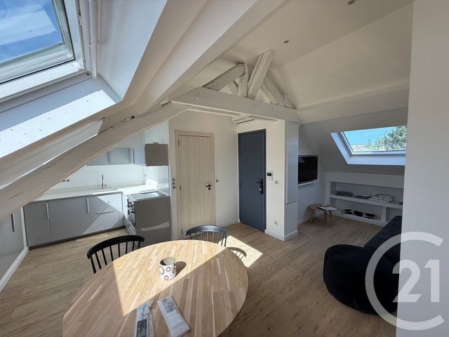 Appartement Studio à louer - 1 pièce - 21.71 m2 - FONTAINEBLEAU - 77 - ILE-DE-FRANCE - Century 21 Agence Babut