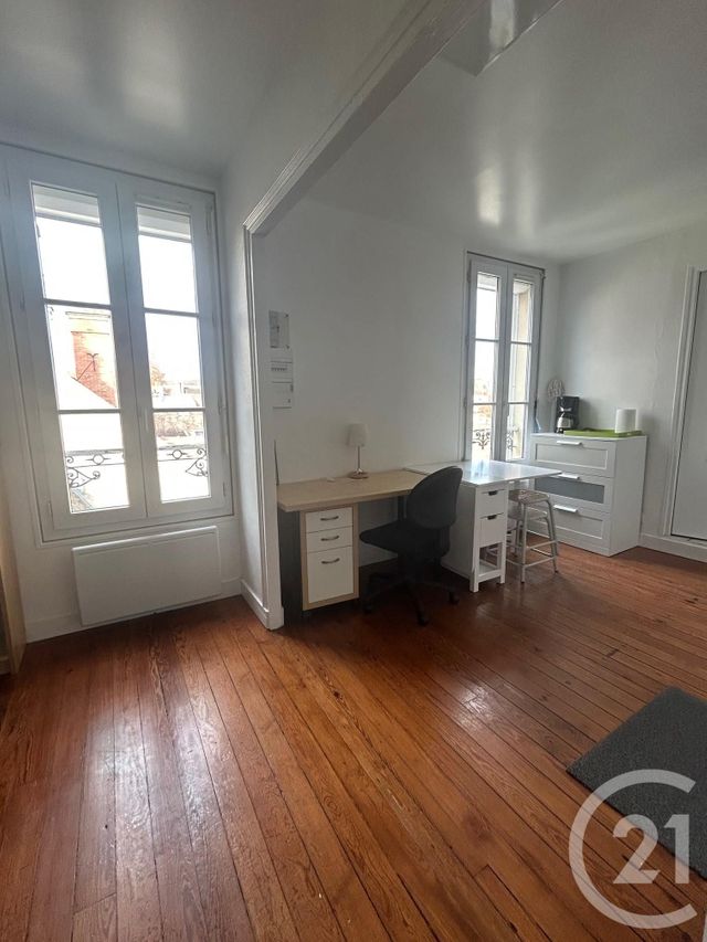 Appartement Studio à louer - 1 pièce - 21.88 m2 - FONTAINEBLEAU - 77 - ILE-DE-FRANCE - Century 21 Agence Babut