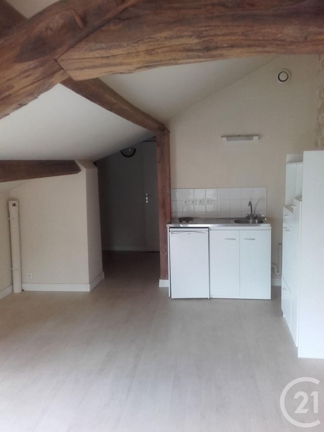 Appartement Studio à louer THOMERY