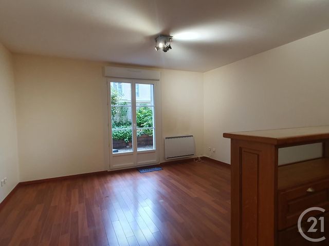 Appartement Studio à louer - 1 pièce - 28.7 m2 - FONTAINEBLEAU - 77 - ILE-DE-FRANCE - Century 21 Agence Babut