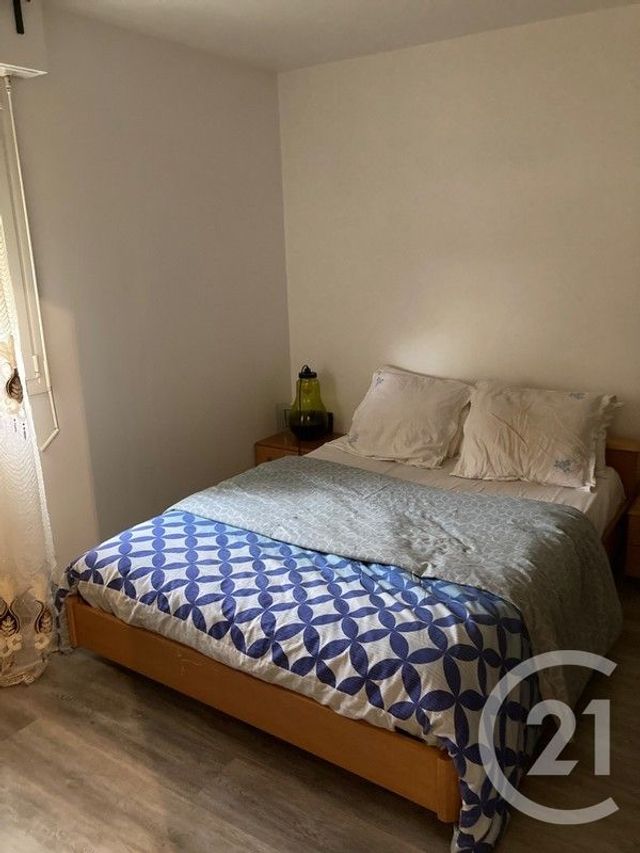 Appartement 2 pièces à louer - 2 pièces - 48.54 m2 - AVON - 77 - ILE-DE-FRANCE - Century 21 Agence Babut