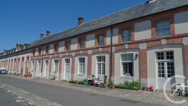 Appartement 2 pièces à louer - 2 pièces - 38.22 m2 - FONTAINEBLEAU - 77 - ILE-DE-FRANCE - Century 21 Agence Babut