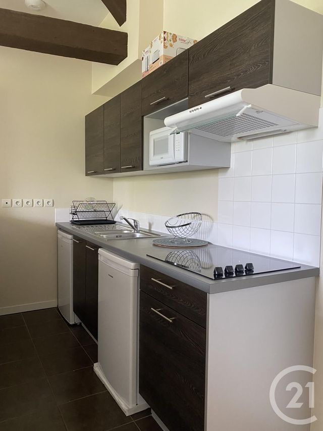 Appartement 2 pièces à louer - 2 pièces - 38.22 m2 - FONTAINEBLEAU - 77 - ILE-DE-FRANCE - Century 21 Agence Babut