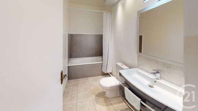 Appartement F2 à louer - 2 pièces - 45.34 m2 - FONTAINEBLEAU - 77 - ILE-DE-FRANCE - Century 21 Agence Babut