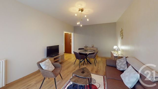 Appartement F2 à louer - 2 pièces - 45.34 m2 - FONTAINEBLEAU - 77 - ILE-DE-FRANCE - Century 21 Agence Babut