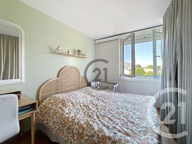 Appartement 5 pieces à louer - 5 pièces - 80.8 m2 - FONTAINEBLEAU - 77 - ILE-DE-FRANCE - Century 21 Agence Babut