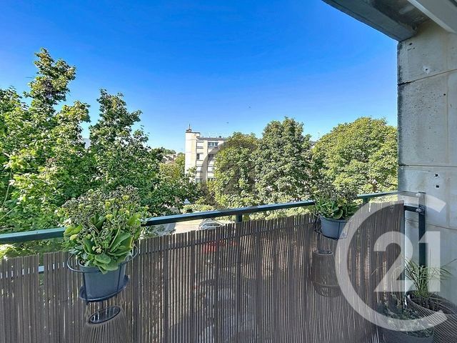 Appartement 5 pieces à louer - 5 pièces - 80.8 m2 - FONTAINEBLEAU - 77 - ILE-DE-FRANCE - Century 21 Agence Babut