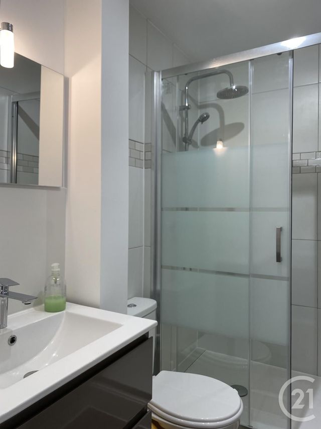 Appartement Studio à louer - 1 pièce - 20.93 m2 - FONTAINEBLEAU - 77 - ILE-DE-FRANCE - Century 21 Agence Babut