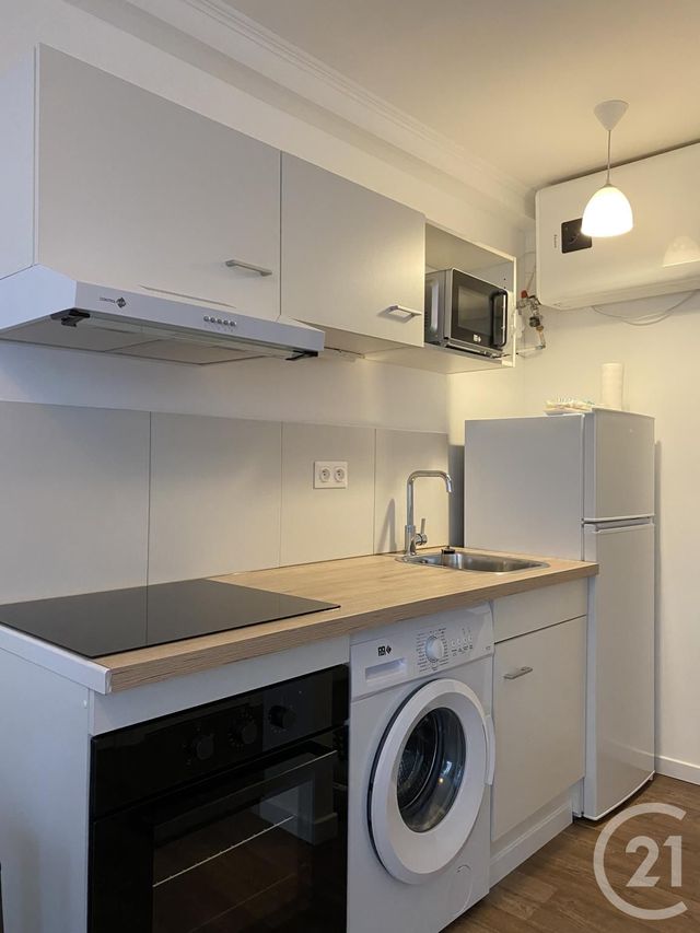 Appartement Studio à louer - 1 pièce - 20.93 m2 - FONTAINEBLEAU - 77 - ILE-DE-FRANCE - Century 21 Agence Babut