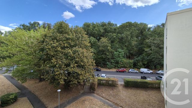Appartement T3 à louer - 3 pièces - 61.46 m2 - AVON - 77 - ILE-DE-FRANCE - Century 21 Agence Babut