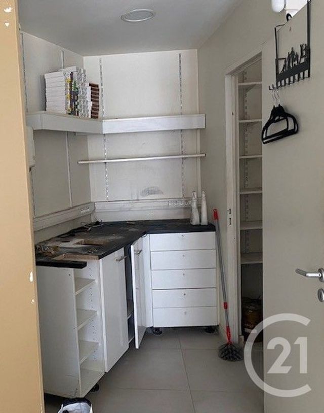 commerce à louer - 100.0 m2 - MELUN - 77 - ILE-DE-FRANCE - Century 21 Agence Babut
