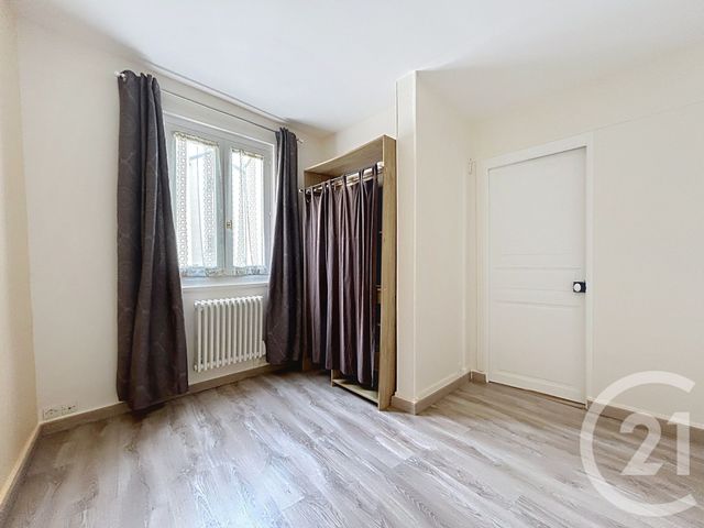 Appartement 2 pièces à louer - 2 pièces - 47.88 m2 - FONTAINEBLEAU - 77 - ILE-DE-FRANCE - Century 21 Agence Babut