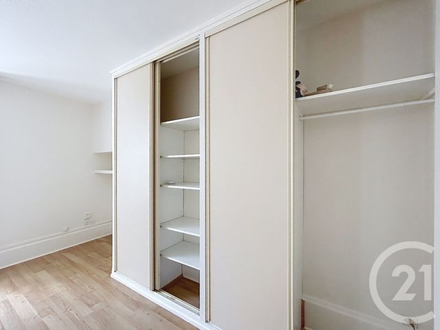 Appartement 2 pièces à louer - 2 pièces - 47.88 m2 - FONTAINEBLEAU - 77 - ILE-DE-FRANCE - Century 21 Agence Babut