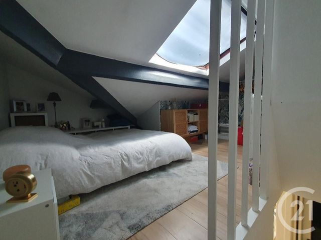 Appartement 2 pièces à louer - 2 pièces - 17.0 m2 - FONTAINEBLEAU - 77 - ILE-DE-FRANCE - Century 21 Agence Babut
