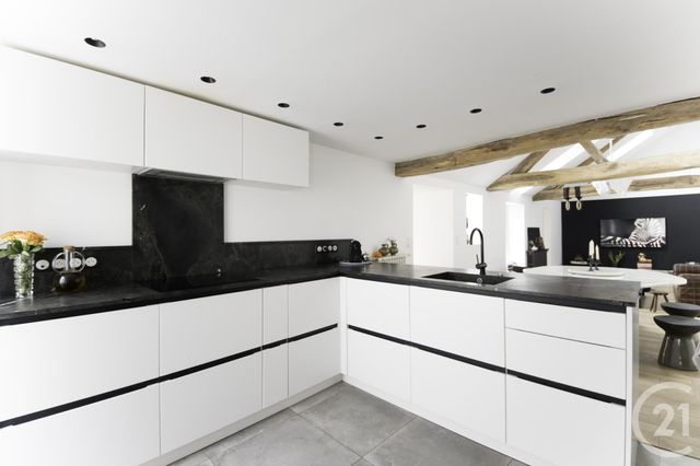 maison à vendre - 7 pièces - 203.82 m2 - FONTAINEBLEAU - 77 - ILE-DE-FRANCE - Century 21 Agence Babut