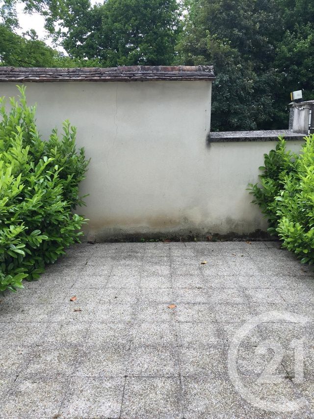 Appartement Studio à louer - 1 pièce - 26.31 m2 - AVON - 77 - ILE-DE-FRANCE - Century 21 Agence Babut