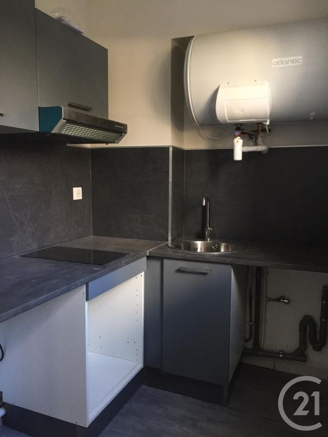 Appartement Studio à louer - 1 pièce - 26.31 m2 - AVON - 77 - ILE-DE-FRANCE - Century 21 Agence Babut