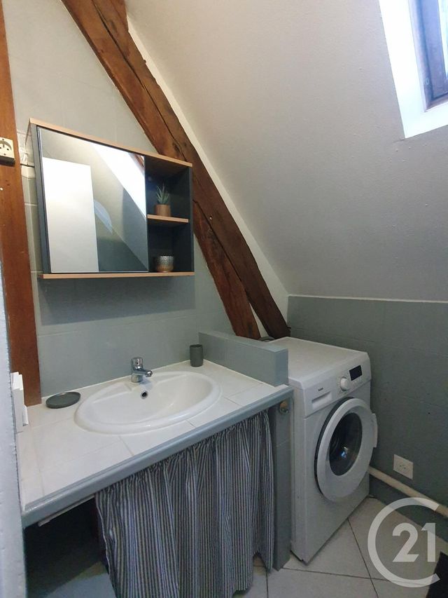 Appartement T1 à louer - 1 pièce - 36.67 m2 - AVON - 77 - ILE-DE-FRANCE - Century 21 Agence Babut