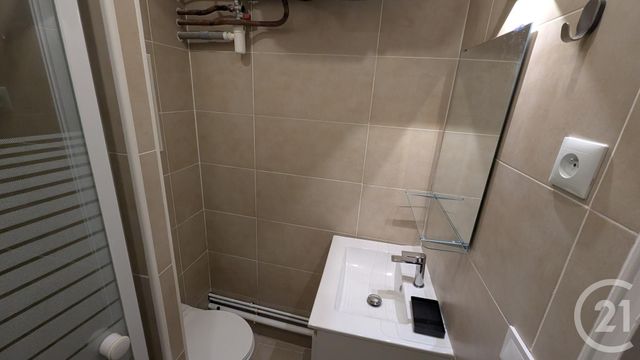 Appartement Studio à louer - 1 pièce - 17.05 m2 - FONTAINEBLEAU - 77 - ILE-DE-FRANCE - Century 21 Agence Babut
