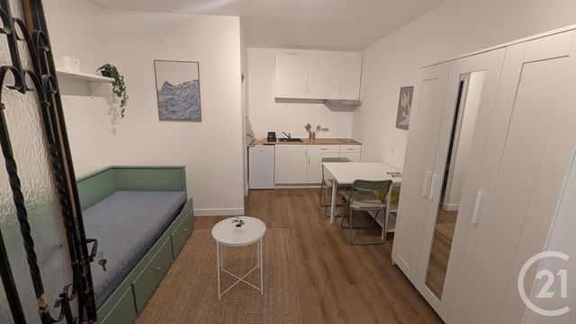 Appartement Studio à louer - 1 pièce - 17.05 m2 - FONTAINEBLEAU - 77 - ILE-DE-FRANCE - Century 21 Agence Babut