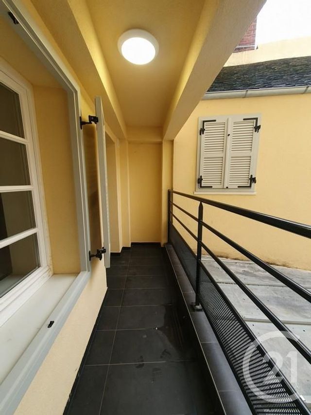 Appartement 3 pièces à louer - 3 pièces - 65.34 m2 - MELUN - 77 - ILE-DE-FRANCE - Century 21 Agence Babut