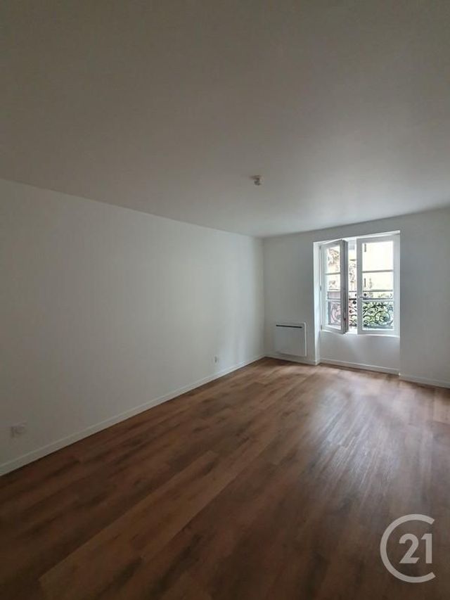 Appartement 3 pièces à louer - 3 pièces - 65.34 m2 - MELUN - 77 - ILE-DE-FRANCE - Century 21 Agence Babut