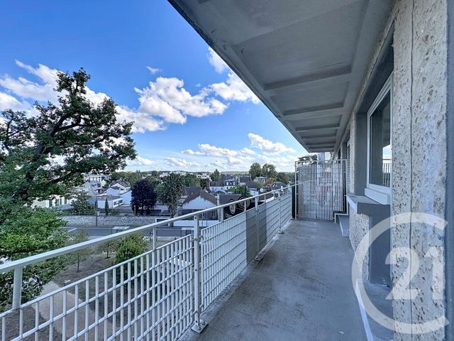 Appartement 4 pièces à vendre - 4 pièces - 79.59 m2 - FONTAINEBLEAU - 77 - ILE-DE-FRANCE - Century 21 Agence Babut