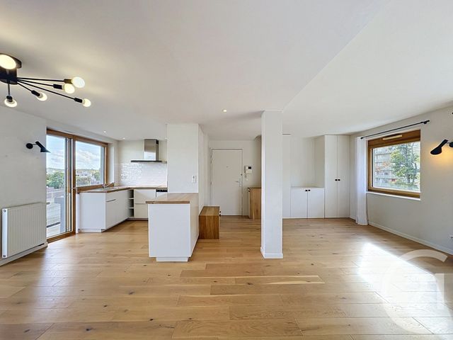 Appartement 4 pièces à vendre - 4 pièces - 79.59 m2 - FONTAINEBLEAU - 77 - ILE-DE-FRANCE - Century 21 Agence Babut