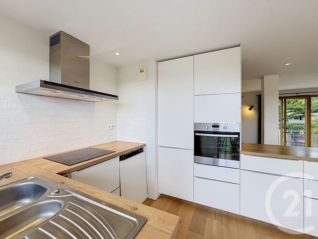 Appartement 4 pièces à vendre - 4 pièces - 79.59 m2 - FONTAINEBLEAU - 77 - ILE-DE-FRANCE - Century 21 Agence Babut