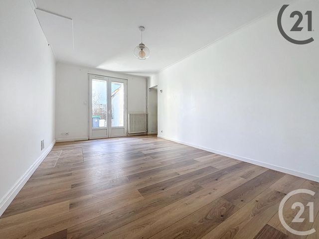 maison à louer - 3 pièces - 71.5 m2 - AVON - 77 - ILE-DE-FRANCE - Century 21 Agence Babut