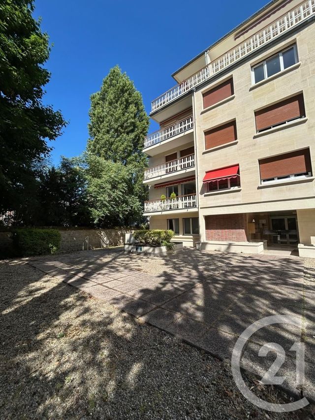 Appartement Studio à louer - 1 pièce - 28.63 m2 - FONTAINEBLEAU - 77 - ILE-DE-FRANCE - Century 21 Agence Babut