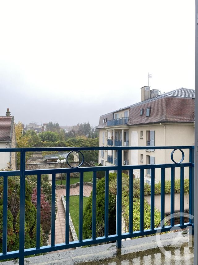 Appartement 2 pièces à louer - 2 pièces - 34.85 m2 - FONTAINEBLEAU - 77 - ILE-DE-FRANCE - Century 21 Agence Babut