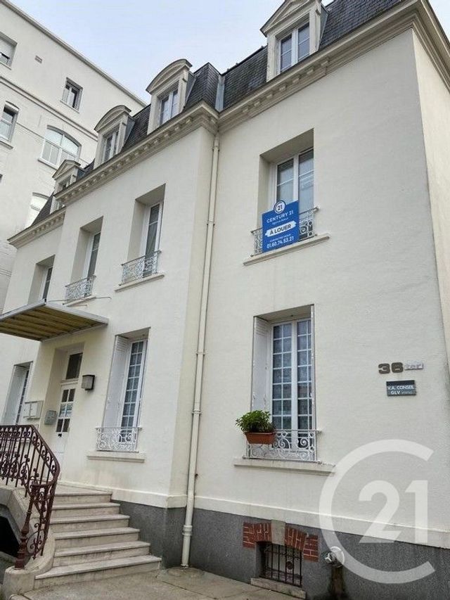 Appartement 2 pièces à louer - 2 pièces - 39.91 m2 - AVON - 77 - ILE-DE-FRANCE - Century 21 Agence Babut