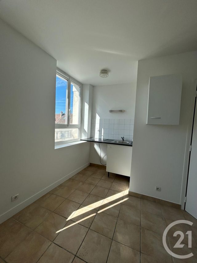 Appartement Studio à louer - 1 pièce - 20.79 m2 - MELUN - 77 - ILE-DE-FRANCE - Century 21 Agence Babut
