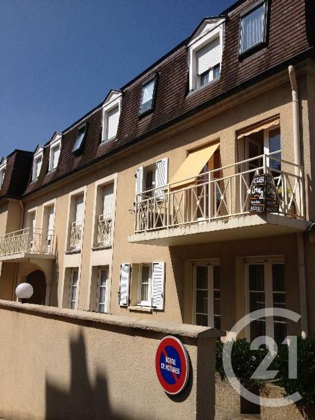 Appartement 2 pièces à louer - 2 pièces - 43.35 m2 - FONTAINEBLEAU - 77 - ILE-DE-FRANCE - Century 21 Agence Babut