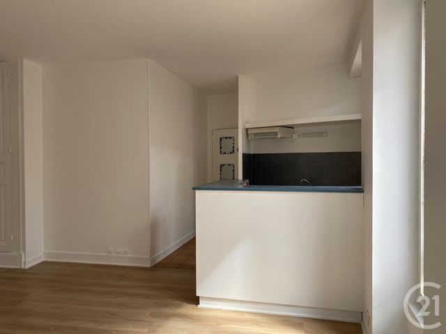 Appartement 2 pièces à louer - 2 pièces - 58.12 m2 - FONTAINEBLEAU - 77 - ILE-DE-FRANCE - Century 21 Agence Babut