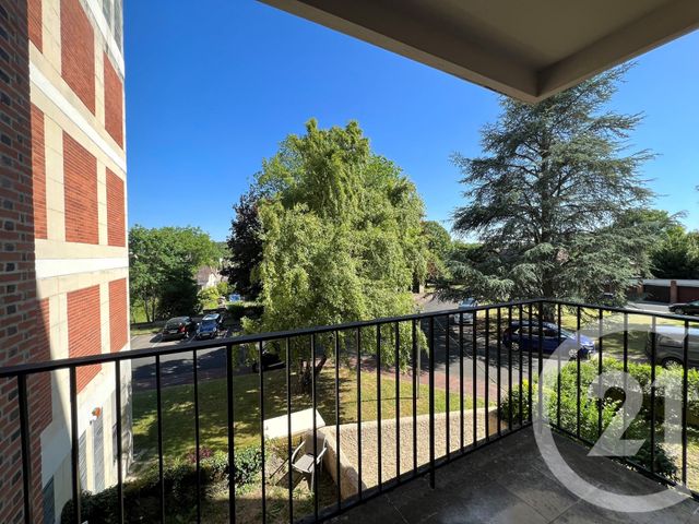 Appartement 3 pièces à louer - 3 pièces - 60.02 m2 - AVON - 77 - ILE-DE-FRANCE - Century 21 Agence Babut